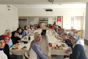 Anadolu Eğitim Kültür ve Bilim Vakfı, Karabük Ovacık Kampı Katılımcılarıyla Kahvaltı Düzenledi